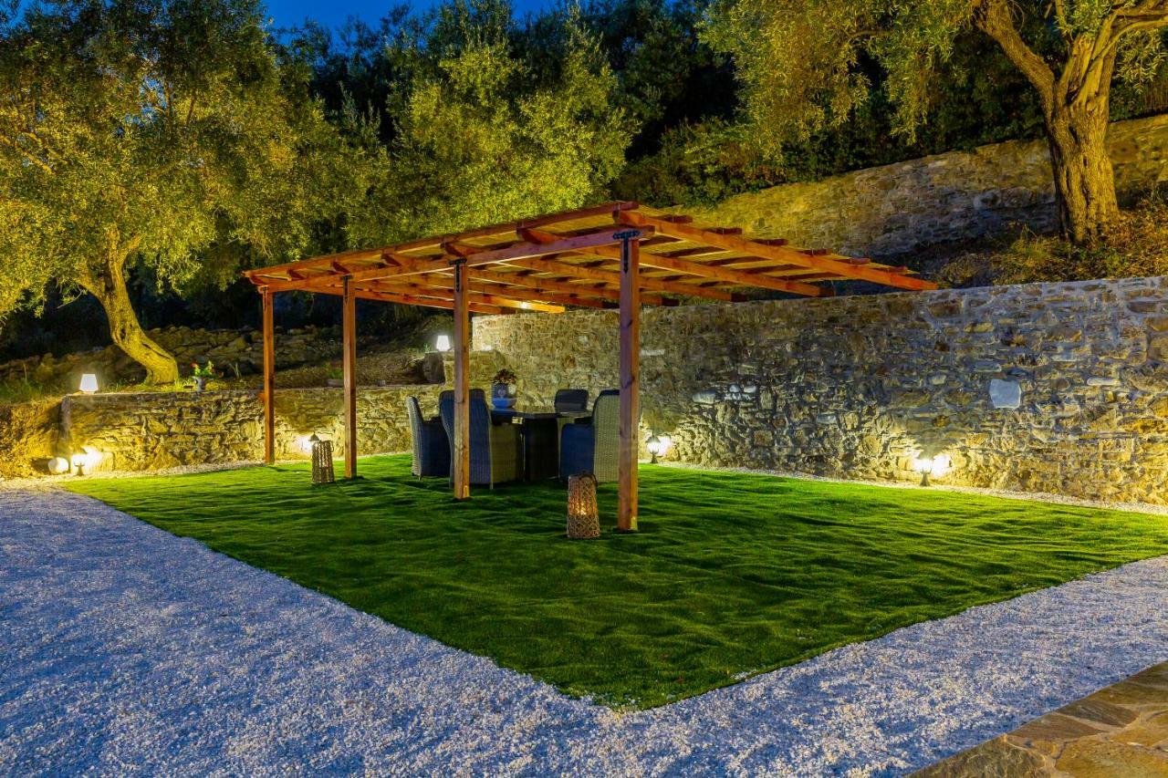 Olive Grove Apartment Скопелос Экстерьер фото