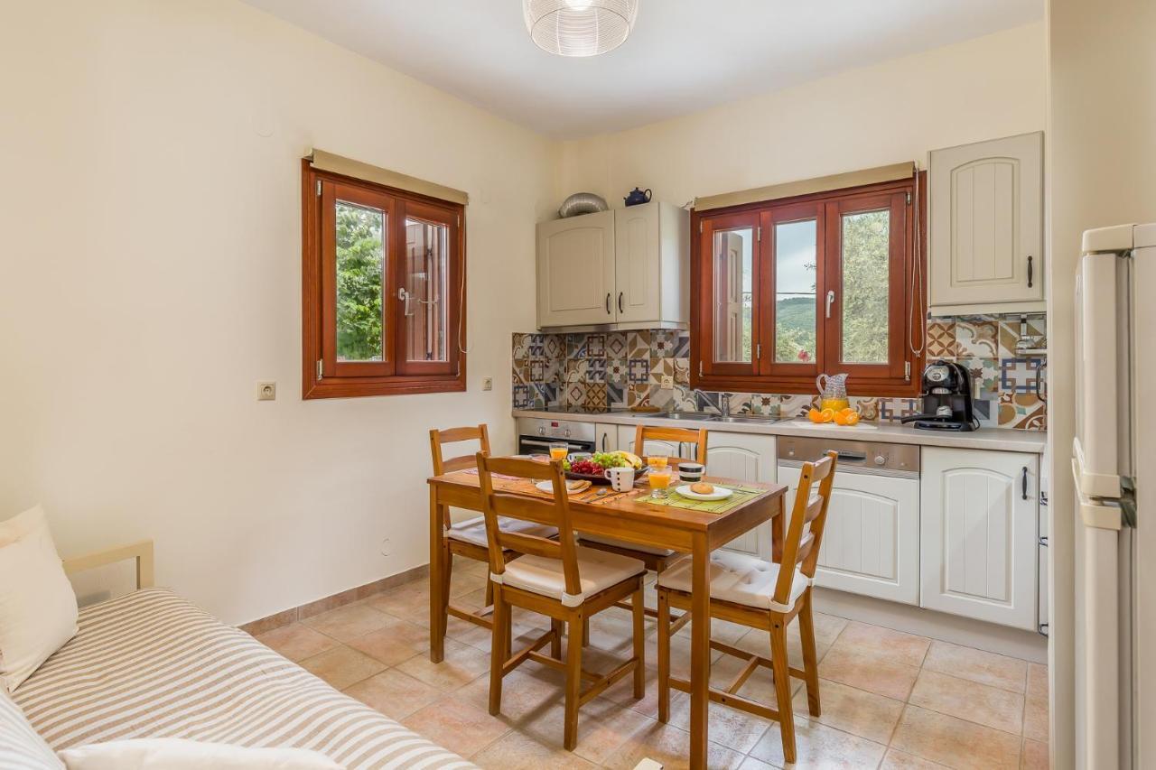 Olive Grove Apartment Скопелос Экстерьер фото